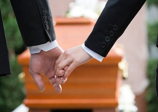 A Step-by-Step Guide in Dealing with Funeral Homes 